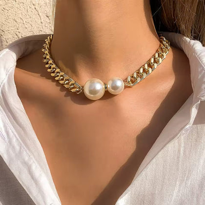 Chunky Gold Curb Chain Choker Necklace with Oversized Pearls Women Fashion Necklace