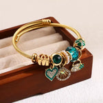 Fashion Stainless Steel Gold Green Charm Love Bracelet with Beaded Pendant Charms